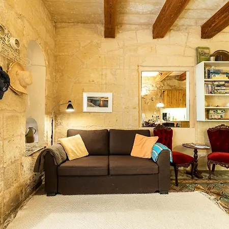 Cosy Haven, 96 Triq Il-karita', Gozo