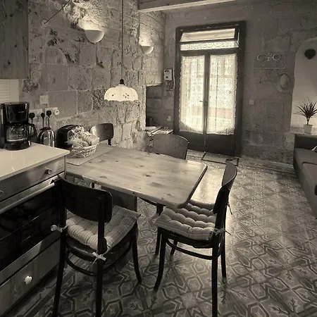 Cosy Haven, 96 Triq Il-karita', Gozo * Victoria