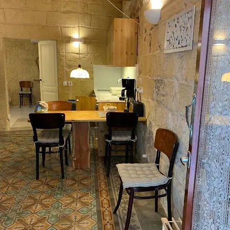 Apartment Cosy Haven, 96 Triq Il-karita', Gozo Victoria